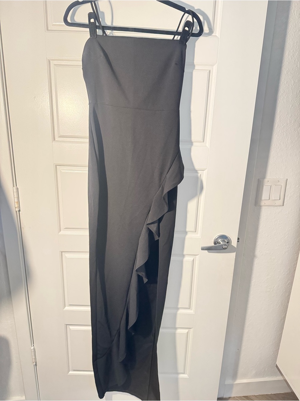 Windsor Black Strapless Ruffle Maxi Skirt